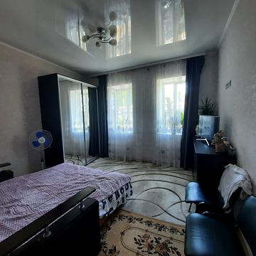 Різовська вул., 8