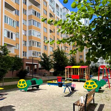 Івана Кожедуба вул., 8-Б