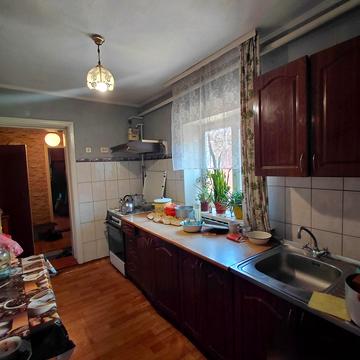 Баранівська вул., 88