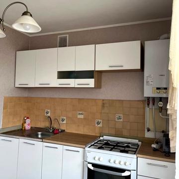 Зарічанська вул., 52