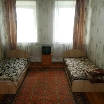 Церковна вул., 8