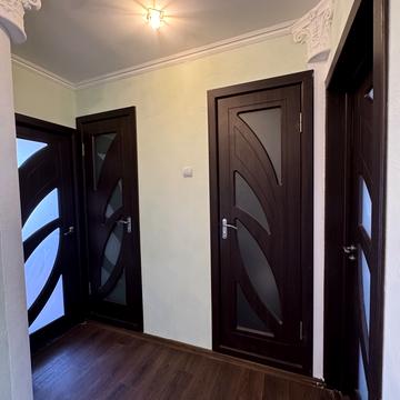 Академіка Грушевського вул., 40