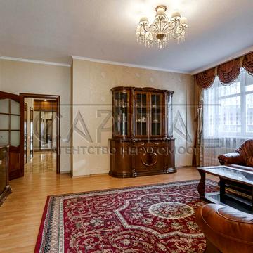 Євгена Коновальця вул. (Щорса), 32-Б