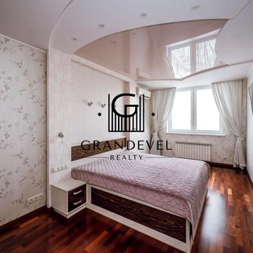 Авіаконструктора Ігоря Сікорського вул. (Танкова), 1