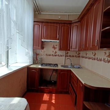 Чорновола вул., 3/1