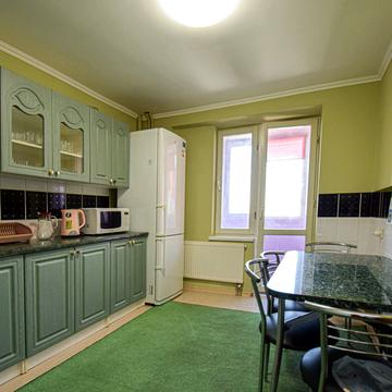 Сергія Корольова вул., 10-А
