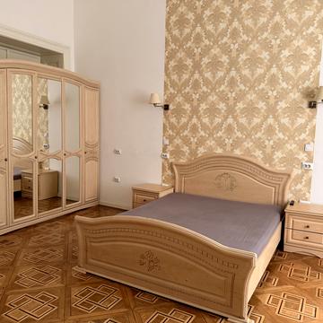 Миколая Коперника вул., 5