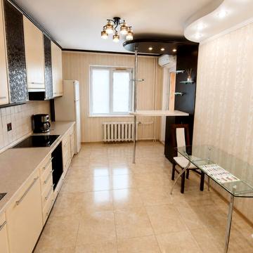 Милославська вул., 45