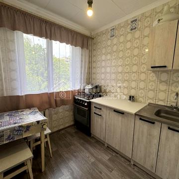 Нескорених вул. (Героїв Праці), 36б