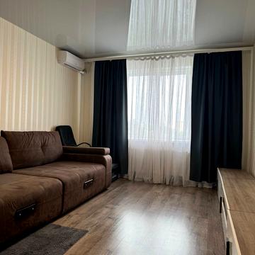 Героя України Дмитра Крамара вул., 14