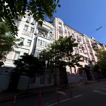 Костельна вул., 5