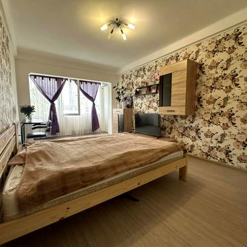 Ентузіастів вул., 43