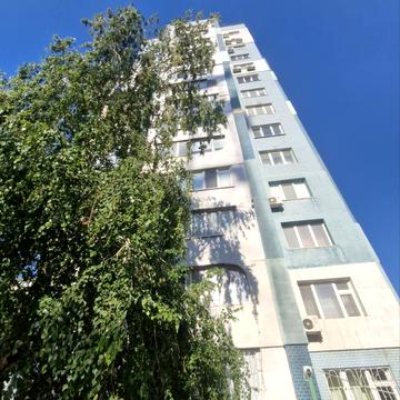 Італійський бульв., 1/1