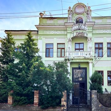 Адама Міцкевича вул., 5