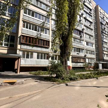 Дмитра Павличка просп. (Маршала Рокосовського), 10-А