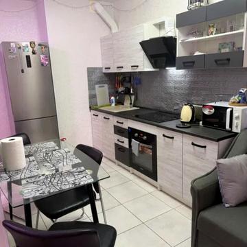 Михайла Грушевського вул., 30г