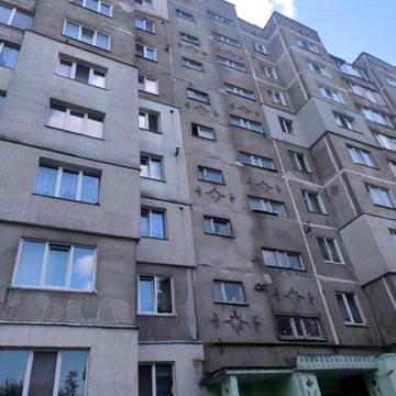 Вишнева вул., 135