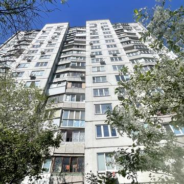 Академіка Глушкова просп., 34