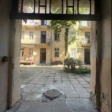 Пантелеймона Куліша вул., 16