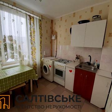 Академіка Павлова вул., 140