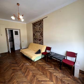Дмитра Вітовського вул. (), 23