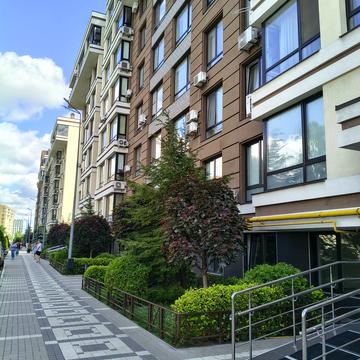 Практична вул., 4