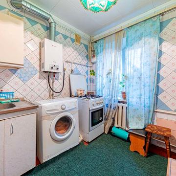 Західна вул., 56