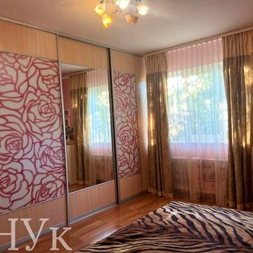 Доманинська вул., 145