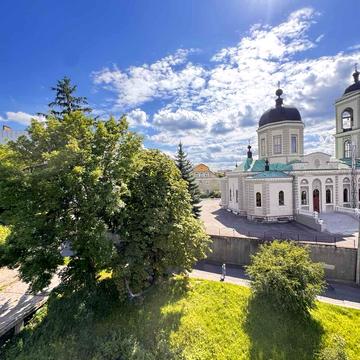 Володимирська вул., 110
