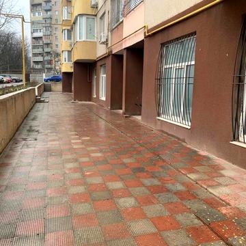 Зелена вул., 13