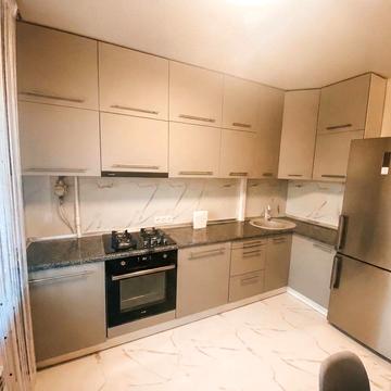 Миколи Бажана просп., 9-З