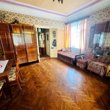 Пасічна вул.