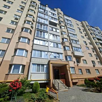 Анатолія Бортняка вул., 5