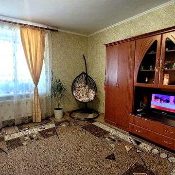 Радісна, 11