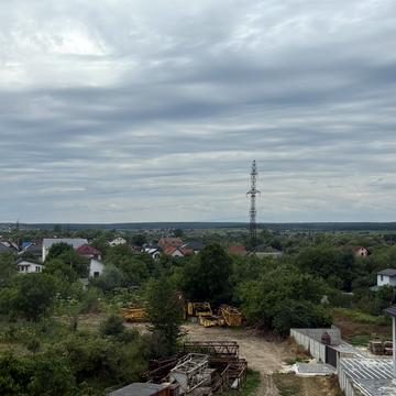 набережна, 1