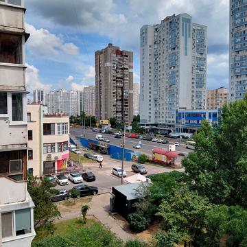 Червоної Калини просп. (Володимира Маяковського), 89
