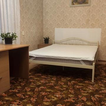 Юрія Глушка вул. (Подвойського), 10