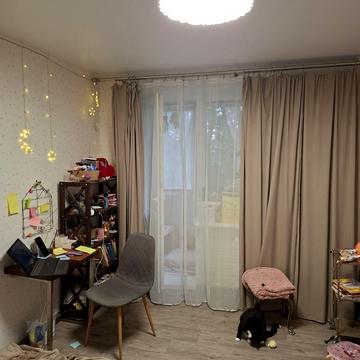 Балканська вул., 19