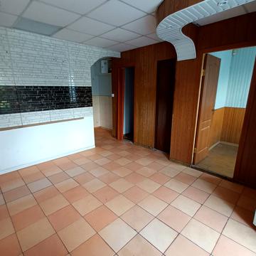 Державності вул., 23