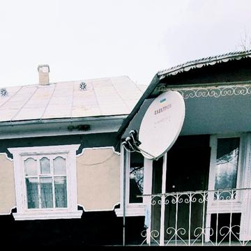 Миру, 28