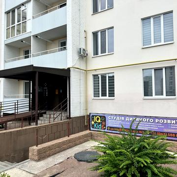 Незалежності вул., 21