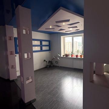 Вячеслава Чорновола просп. (), 99