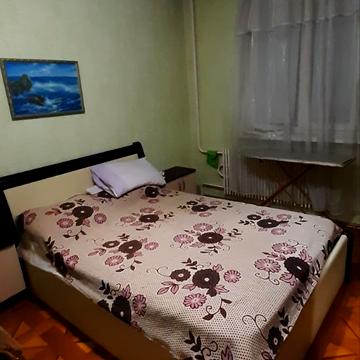 Титаренківський пров., 12