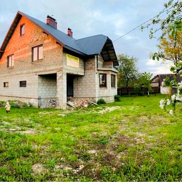 Центральна