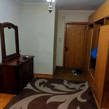 Червоної Калини просп. (Володимира Маяковського), 28