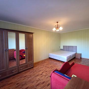 Козака Мамая вул. (Юних Ленінців), 10