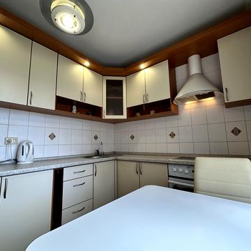 Срібнокільська вул., 8-А