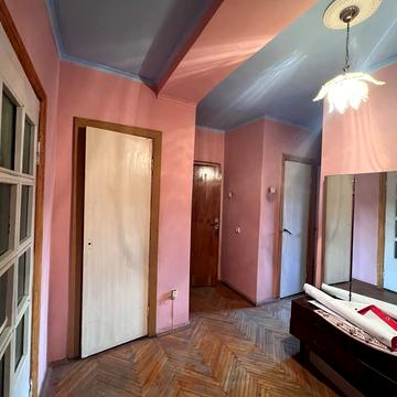 Кільцева вул., 5