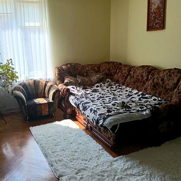 Київська вул., 24