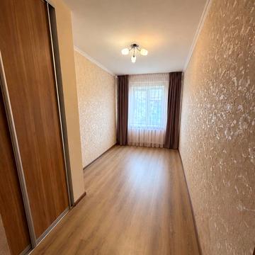 Юрія Пасхаліна вул. (Ілліча), 8